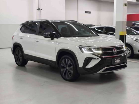 VOLKSWAGEN TAOS 1.4 250 TSI TOTAL FLEX HIGHLINE AUTOMÁTICO